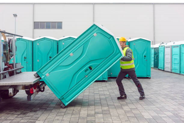 Portable Toilet Options We Offer in Lone Star, TX